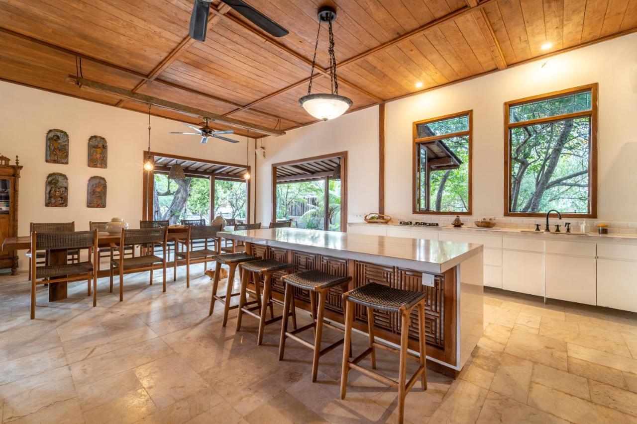 Villa Pulau Cinta Boutique Suites Gili Meno Exteriör bild
